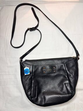 No.98 Vince Camuto Black Pebbled Leather Crossbody Bag